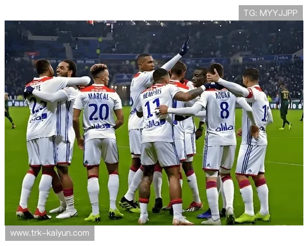 里尔主场迎战雷恩，吉鲁首发锋线重组效果成胜负关键